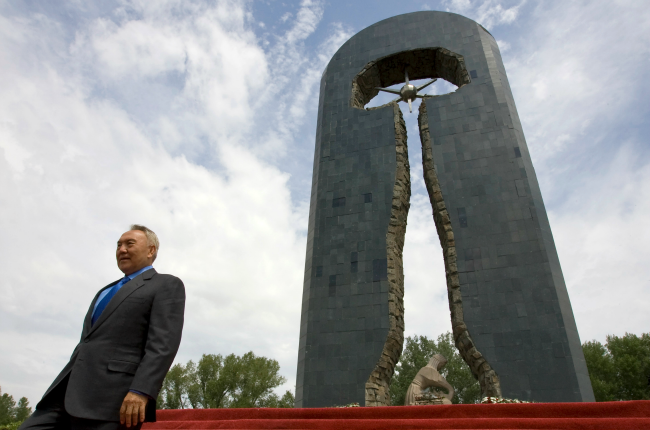 Kazakh nukes banner.png