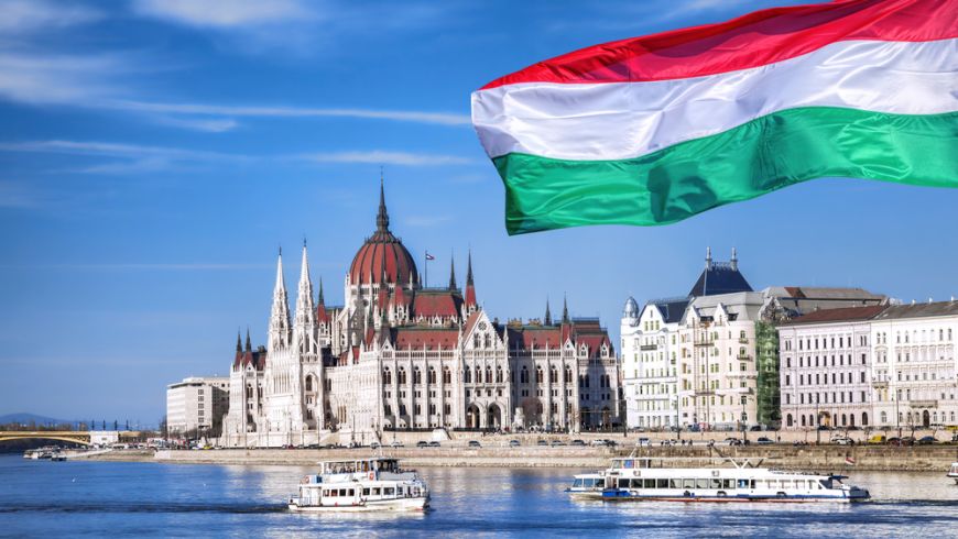 Hungary needs to strengthen use of and access to minority languages